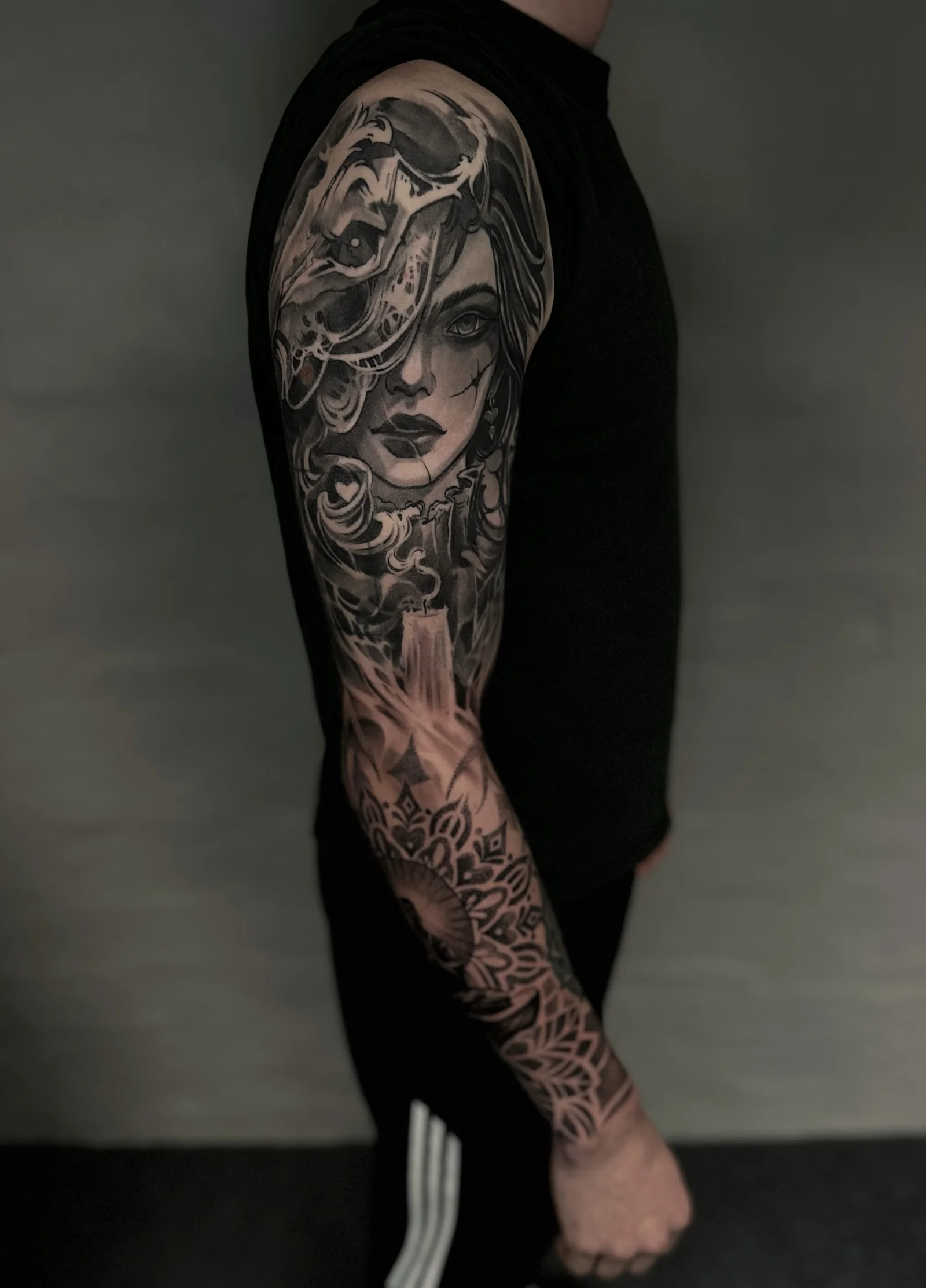 Custom tatovering skabt af Envision Tattoo Studio på Frederiksberg