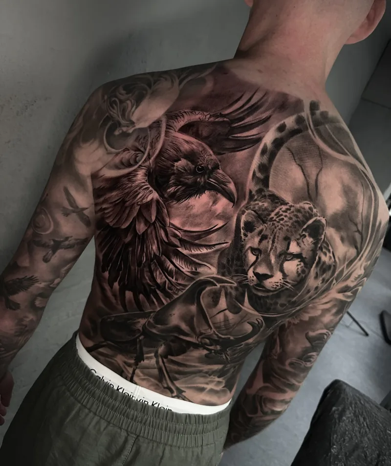 Realistisk tatovering af Edgar Belousow, Envision Tattoo Studio